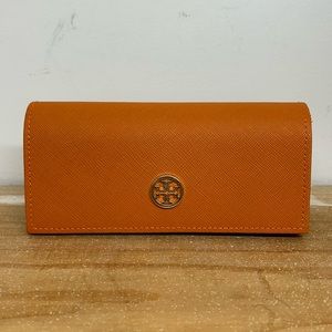 NWOT Tory Burch Sunglasses Case in Burnt Orange